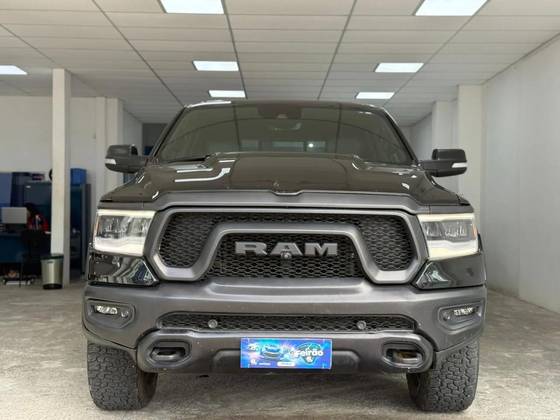 RAM 1500 5.7 V8 GASOLINA REBEL CD 4X4 AUTOMÁTICO RAM 1500 5.7 V8 GASOLINA REBEL CD 4X4 AUTOMÁTICO